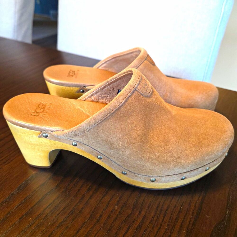 UGG Abbie Clogs Womens 6 Chestnut Suede 5772 Wood Heel Studded Mule Boho Y2K